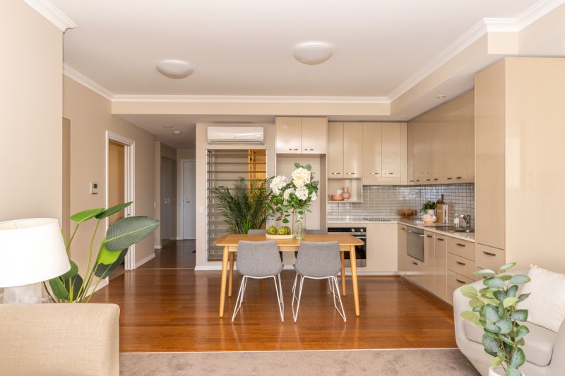 Blending Relaxation & Sophistication with city views to match!