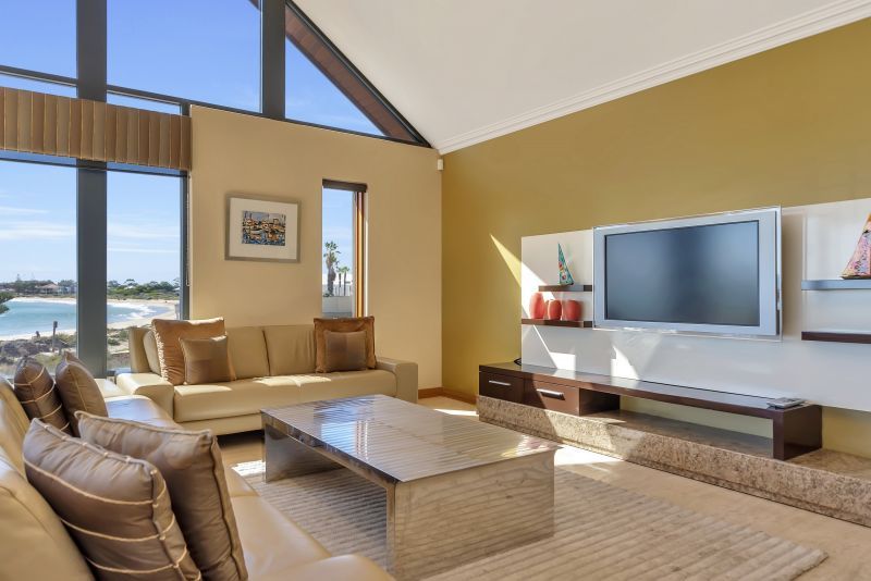 Absolute Beachfront!