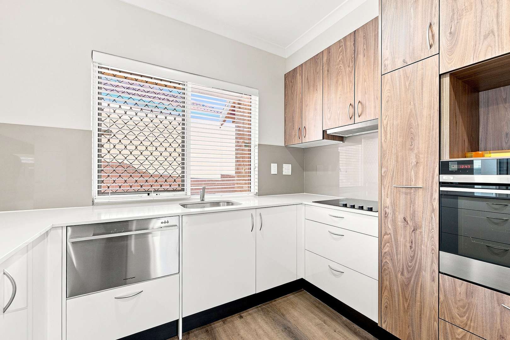 Bright, Fresh & Airy 2 Bed + Study Villa in the Heart of the Popular Lady McCusker Village! Get in Quick to secure your new relaxed Lifestyle!
