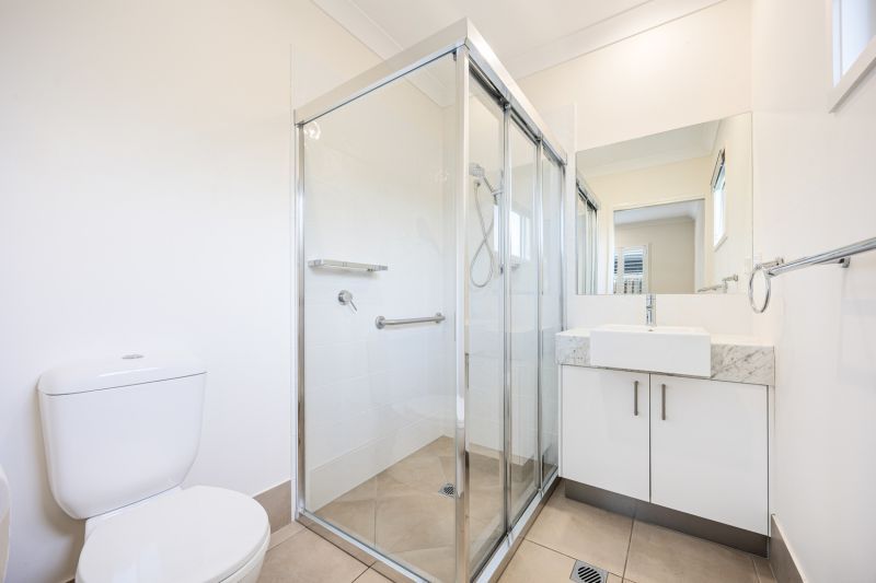 Practical Modern Living with Everyday Comforts