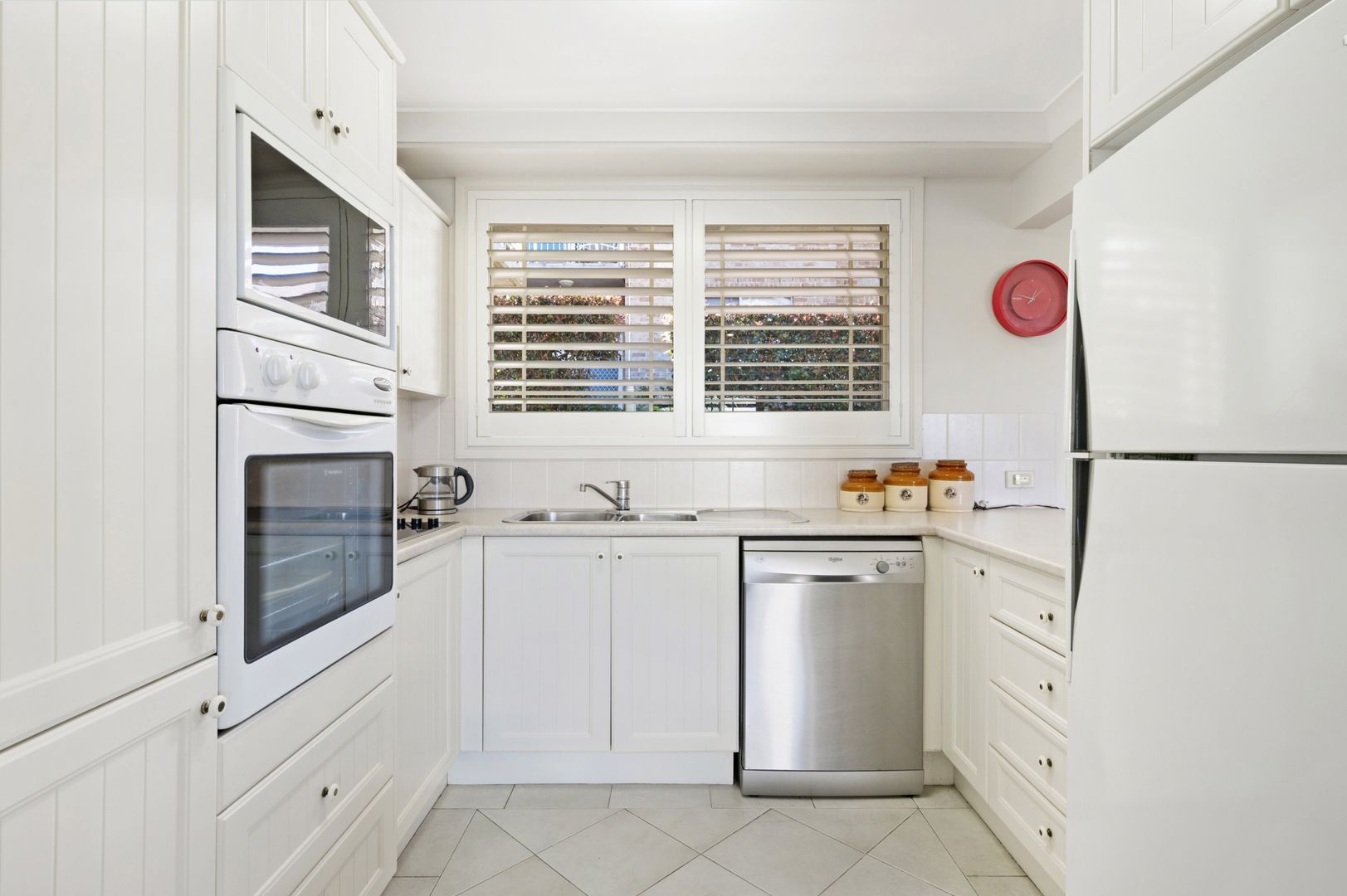 Modern Ground Floor Unit with A Garden Outlook!