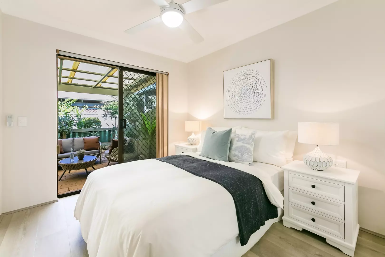 Stunning Central Garden Courtyard Villa!! Independent Living with the Finest Outlook