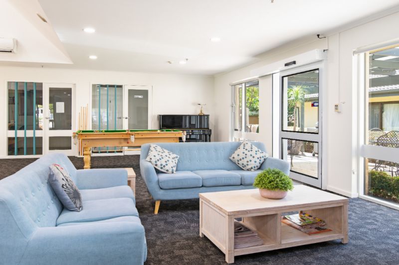 Modern one-bedroom apartment