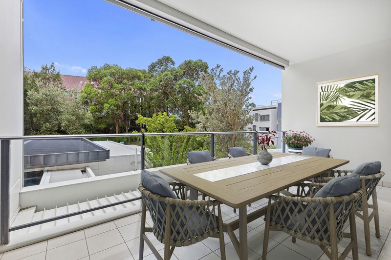 Coastal Vibe and Garden Views