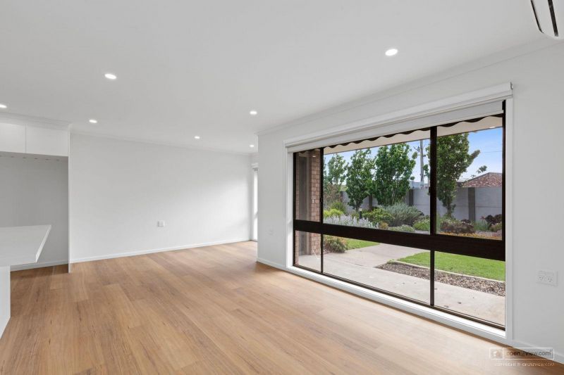 Fully Renovated Light filled 2-Bedroom Unit