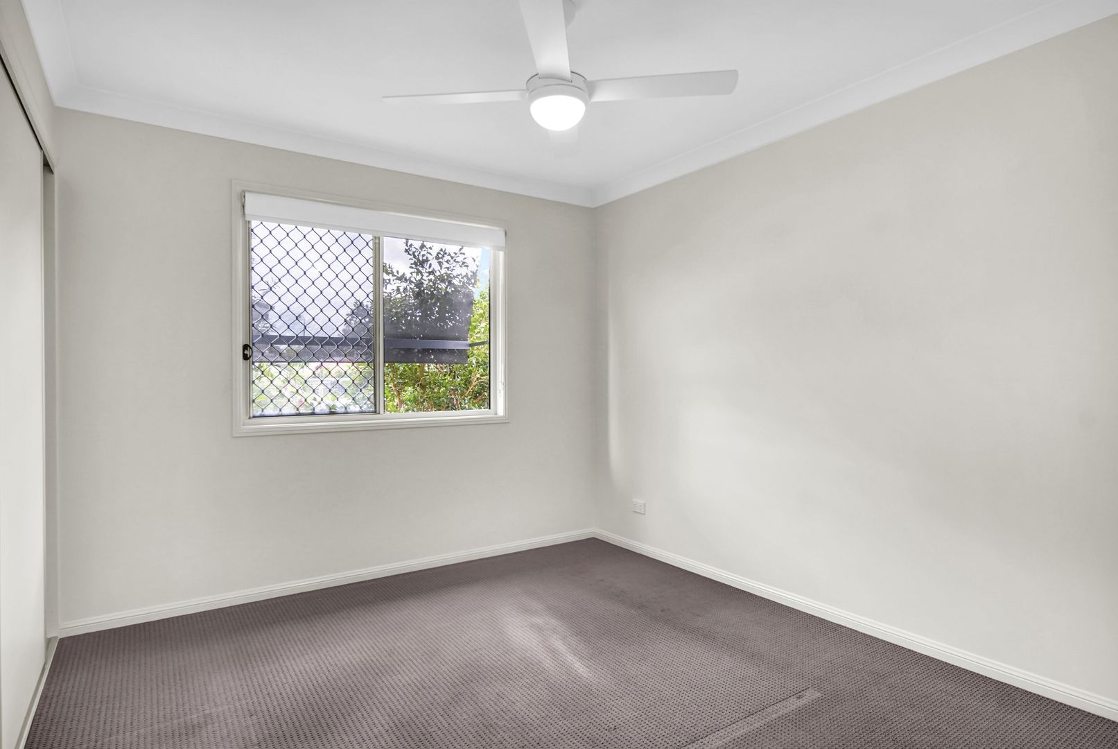 Only 6 years old - Relax in comfort in a Over 50's Gated Lifestyle Complex