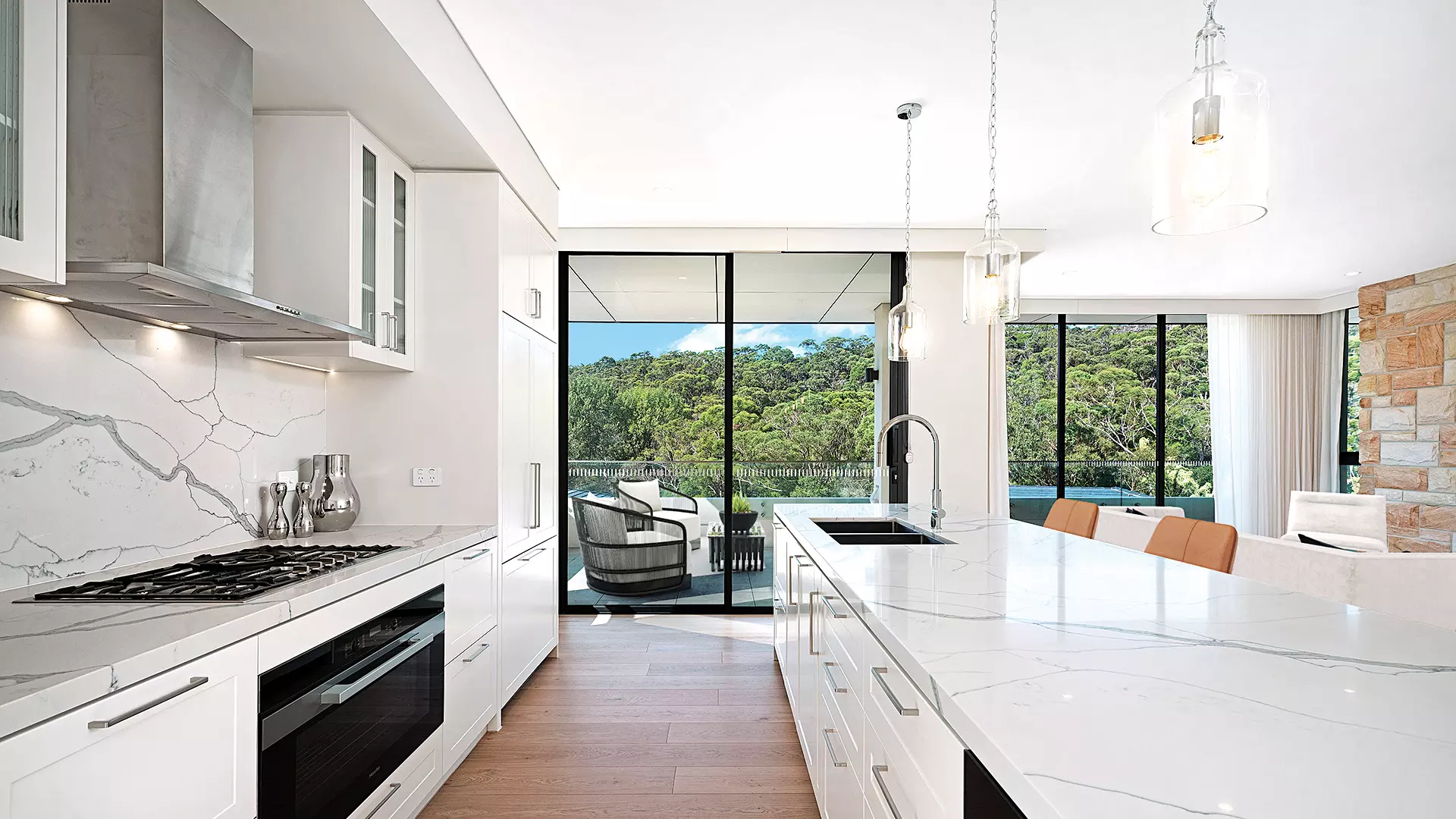 Apt 521 - Stunning views and an oversized covered balcony