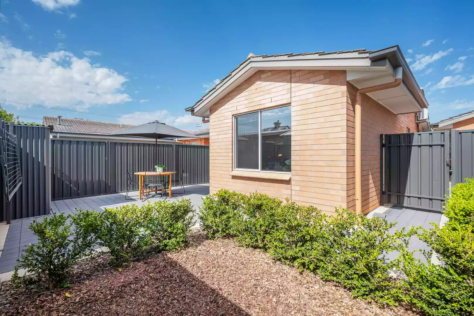 Are You Aged 65 Years Or Older And No Longer Working Full Time ? Step into Calm, Coastal Retirement Living in Hove