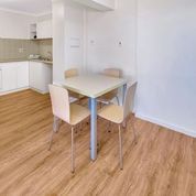 Light and airy renovated apartment 