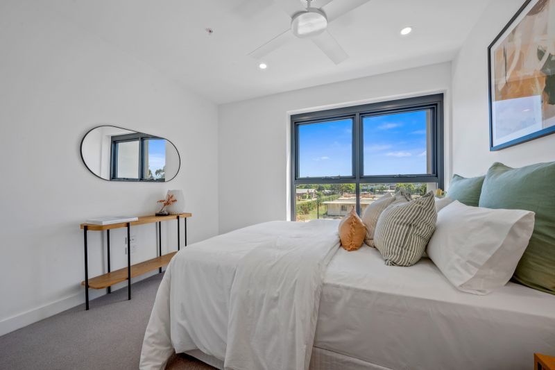 Wake up every day to warm sunlight and uplifting interiors