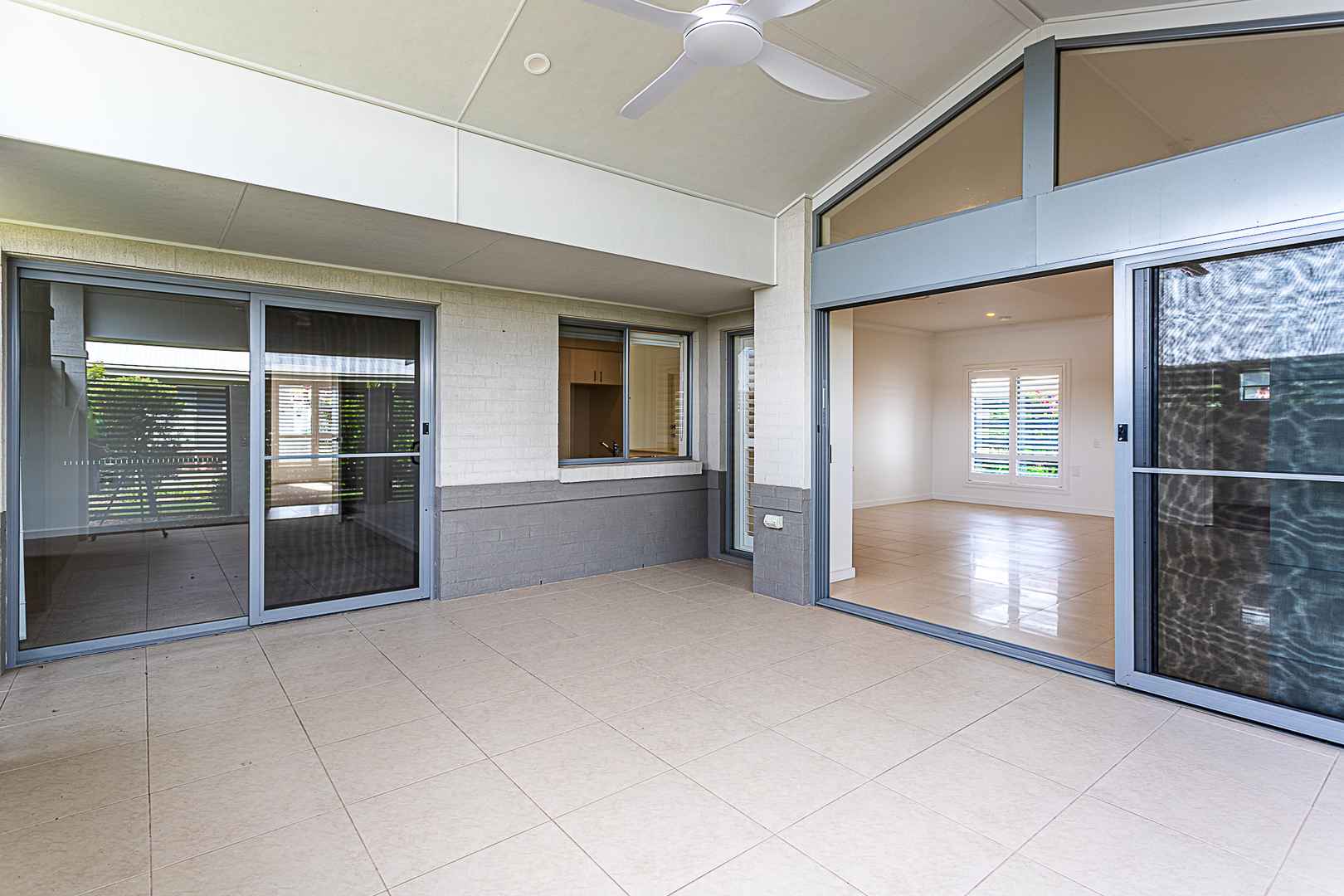 Cezanne III- by Palm Lake Resort Tea Gardens