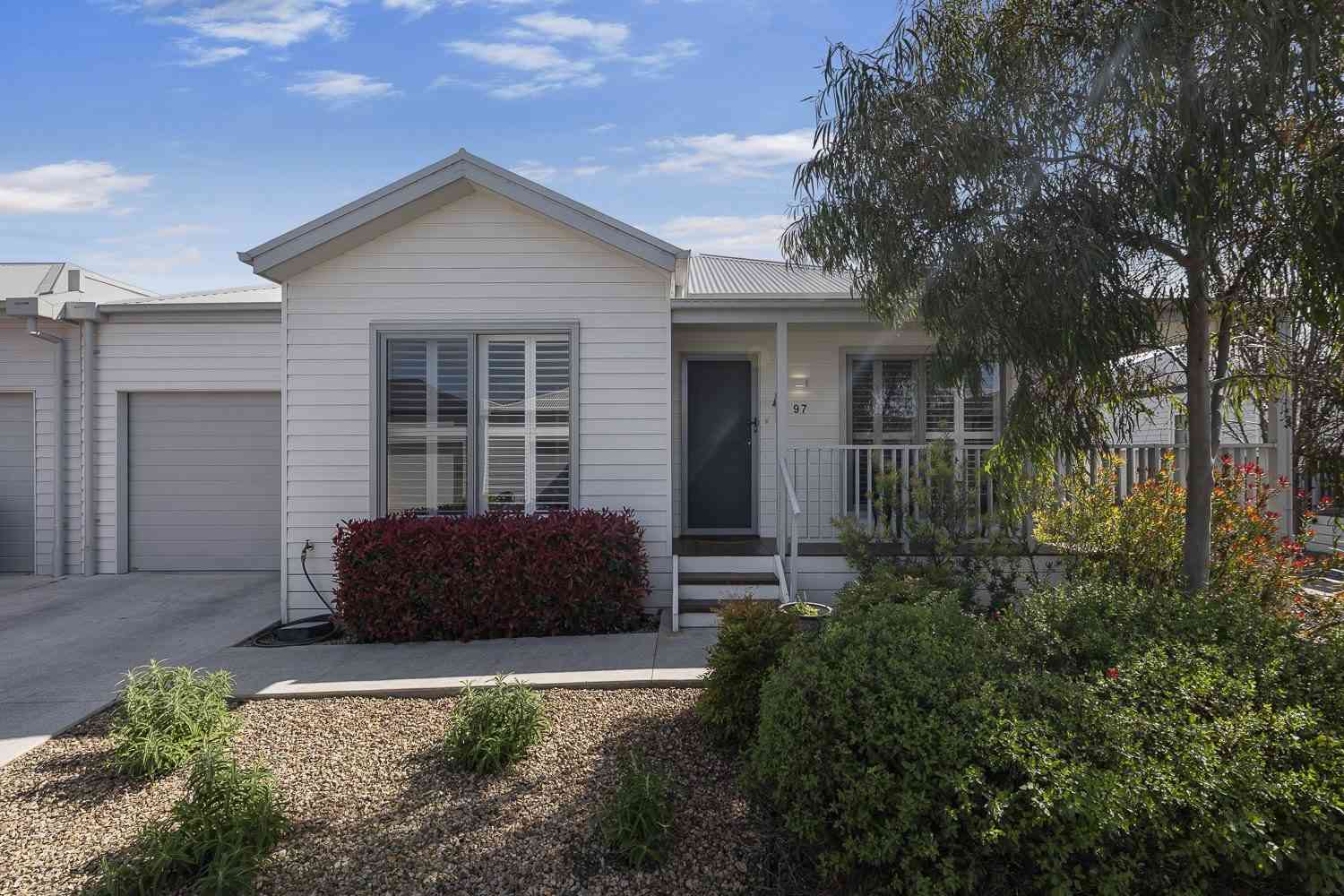 Lifestyle Communities Wollert - Beautiful 3-bedroom home with comfort & style
