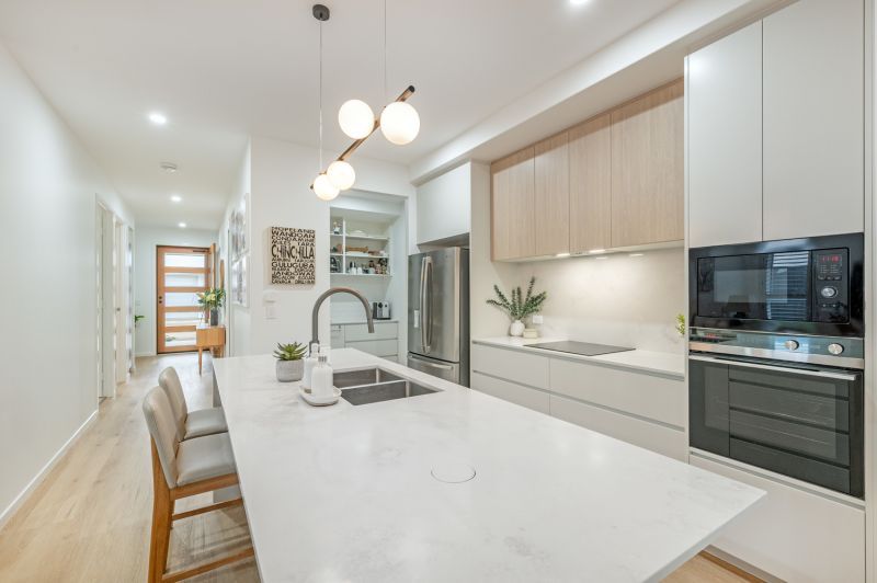 Coral Sea Dreaming -  Spacious Three-Bedroom Retreat