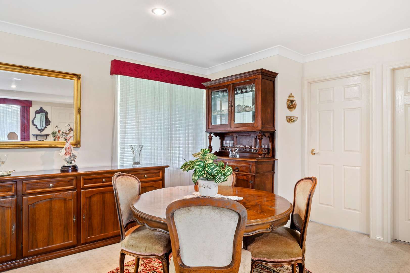 Spacious Ground Floor Unit in Prime Location