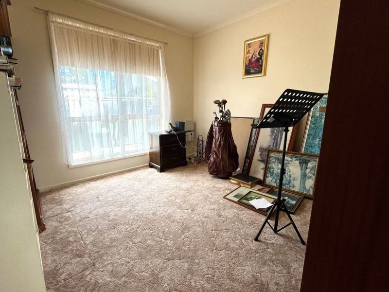 Centrally positioned