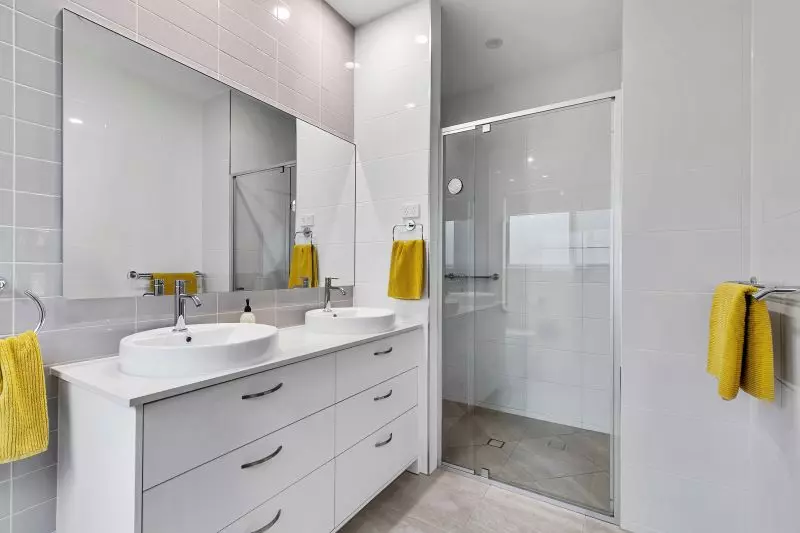 Established Cabarita