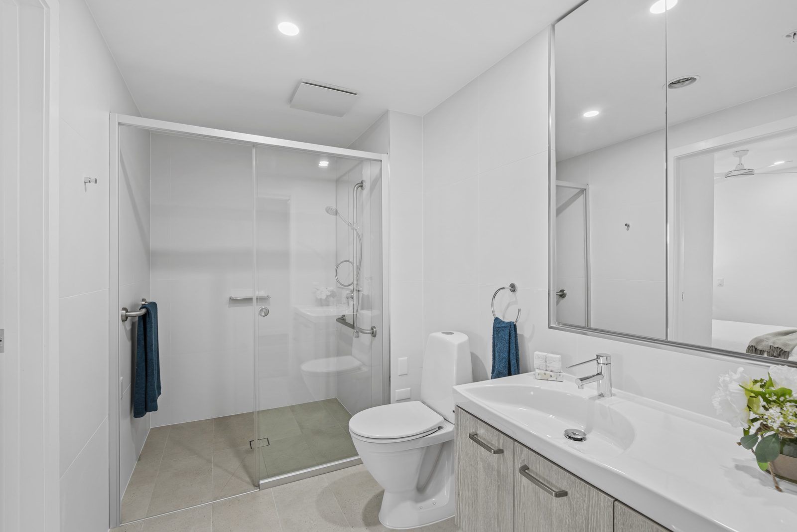 Seamless one bedroom apartment