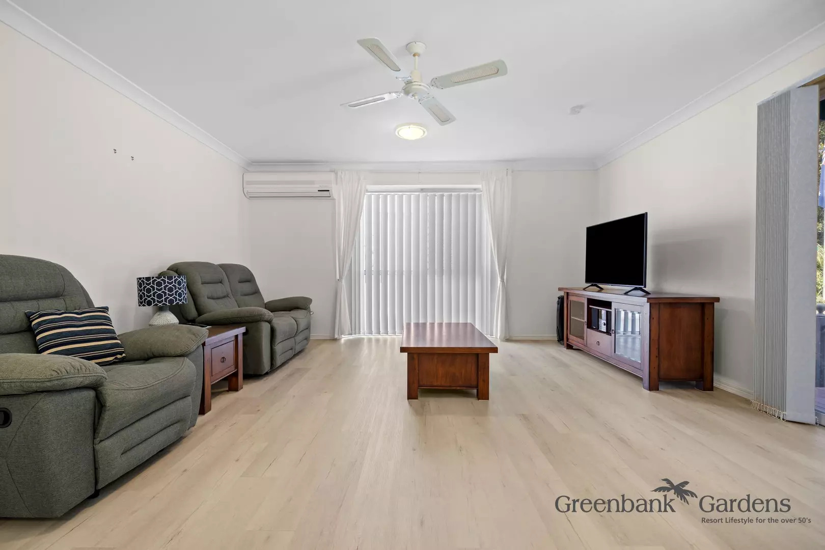Introducing an Exquisite 3 Bedroom Home - GREENBANK GARDENS