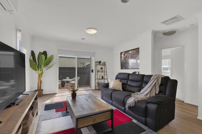 Lifestyle Communities Brookfield - Warm & modern appeal