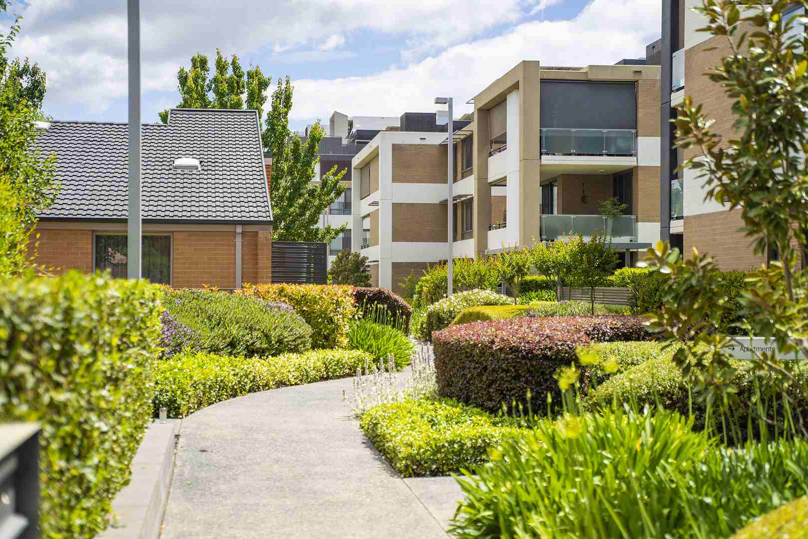 UNDER OFFER- A spacious low maintenance home with a wonderful community 