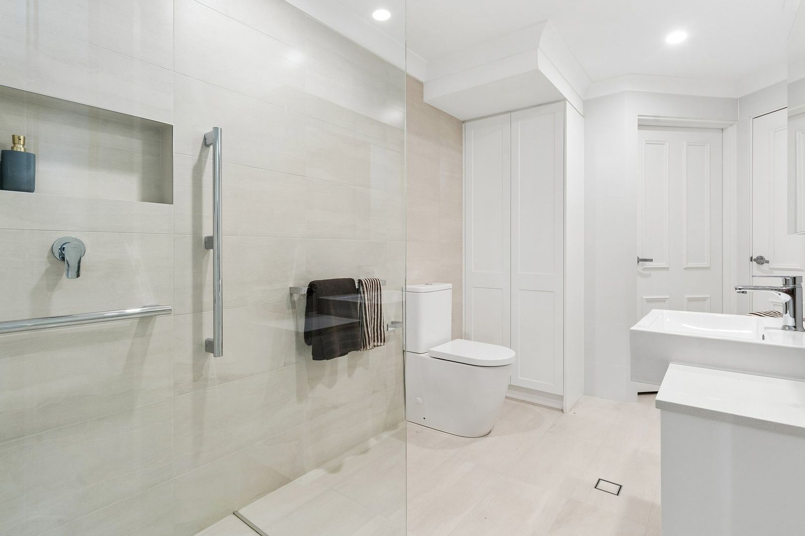 Ground Floor Apartment - Unique Leasehold Listing!