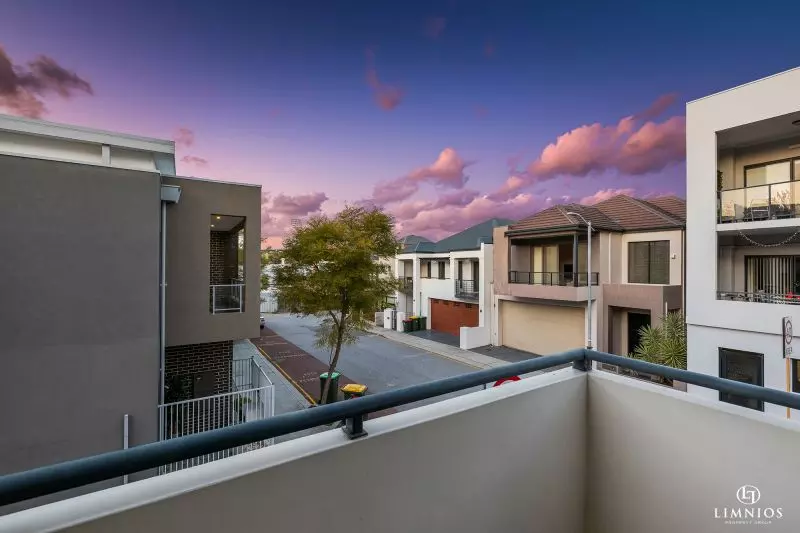 BIG On Space With MASSIVE Terrace!