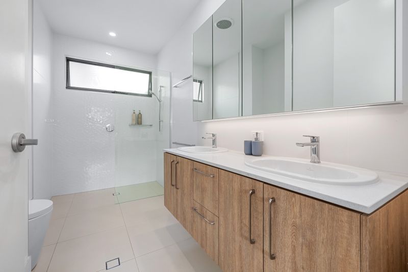 Coastal Two Bedroom + Study Home