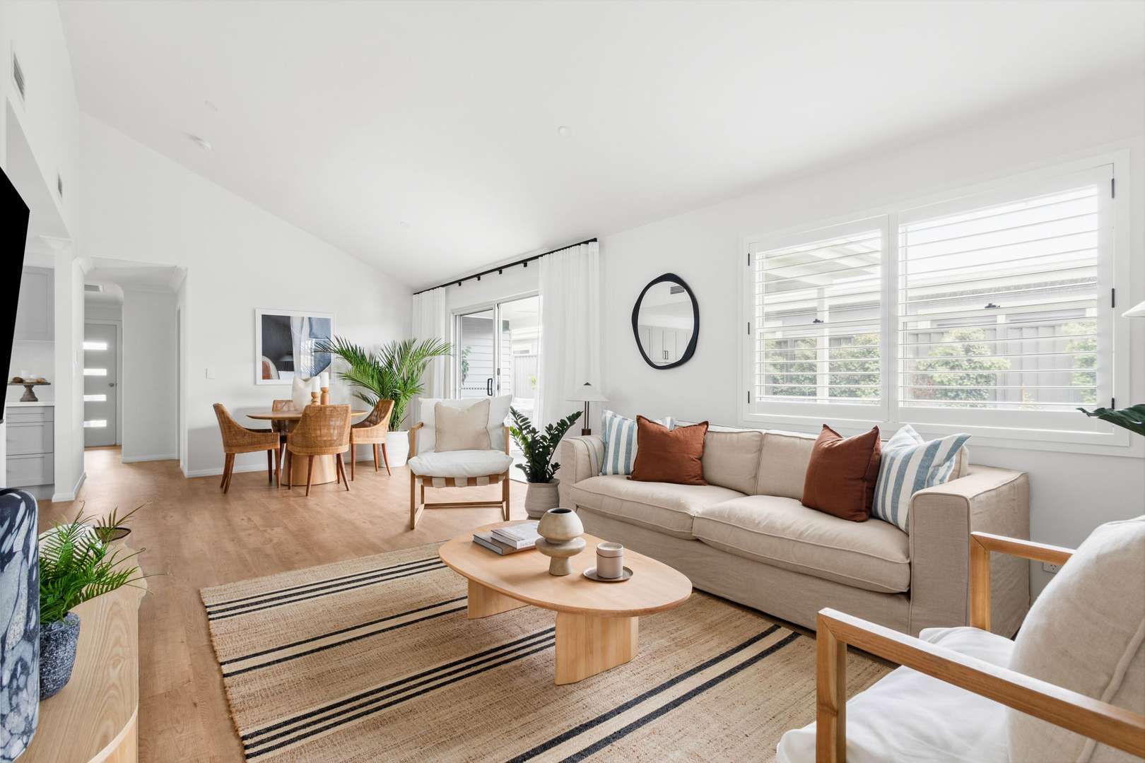 Clifton Taree - Brand new 2-bed plus study in a gated community