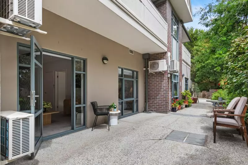 Ground-floor one-bedroom apartment