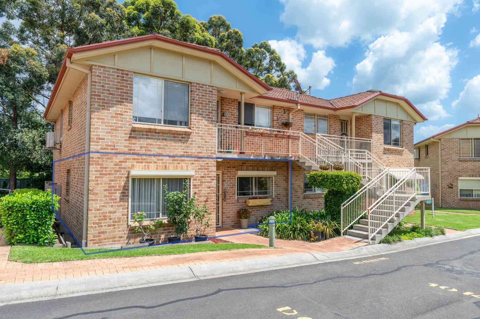 Ground floor Unit With Garage in Excellent Position