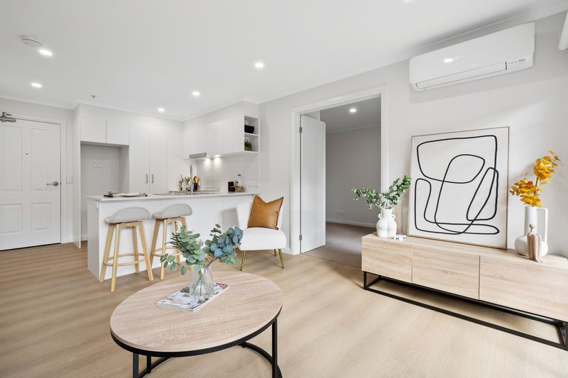 Fully Renovated Apartment with Scenic Balcony Views