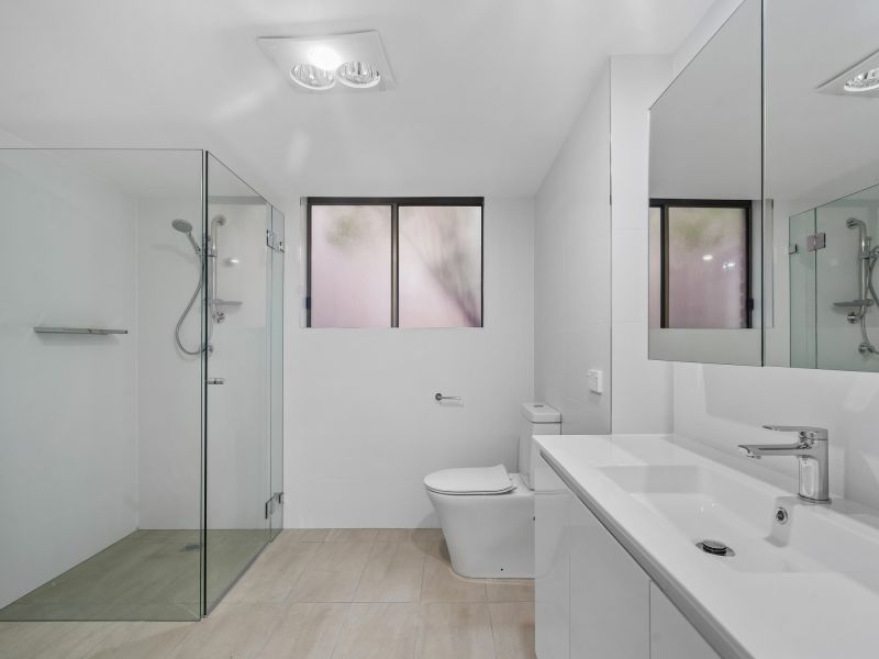 Spacious two-bedroom residence in a peaceful setting