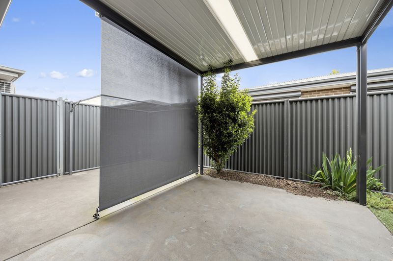 Freshly Updated Villa Close to Clubhouse and Pool