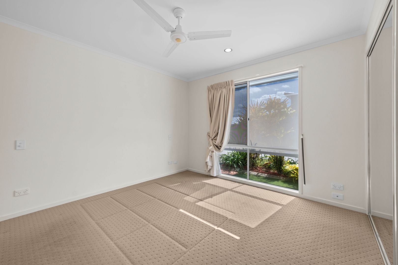 Well presented two bedroom home plus study in Palm Lake Resort Eagleby