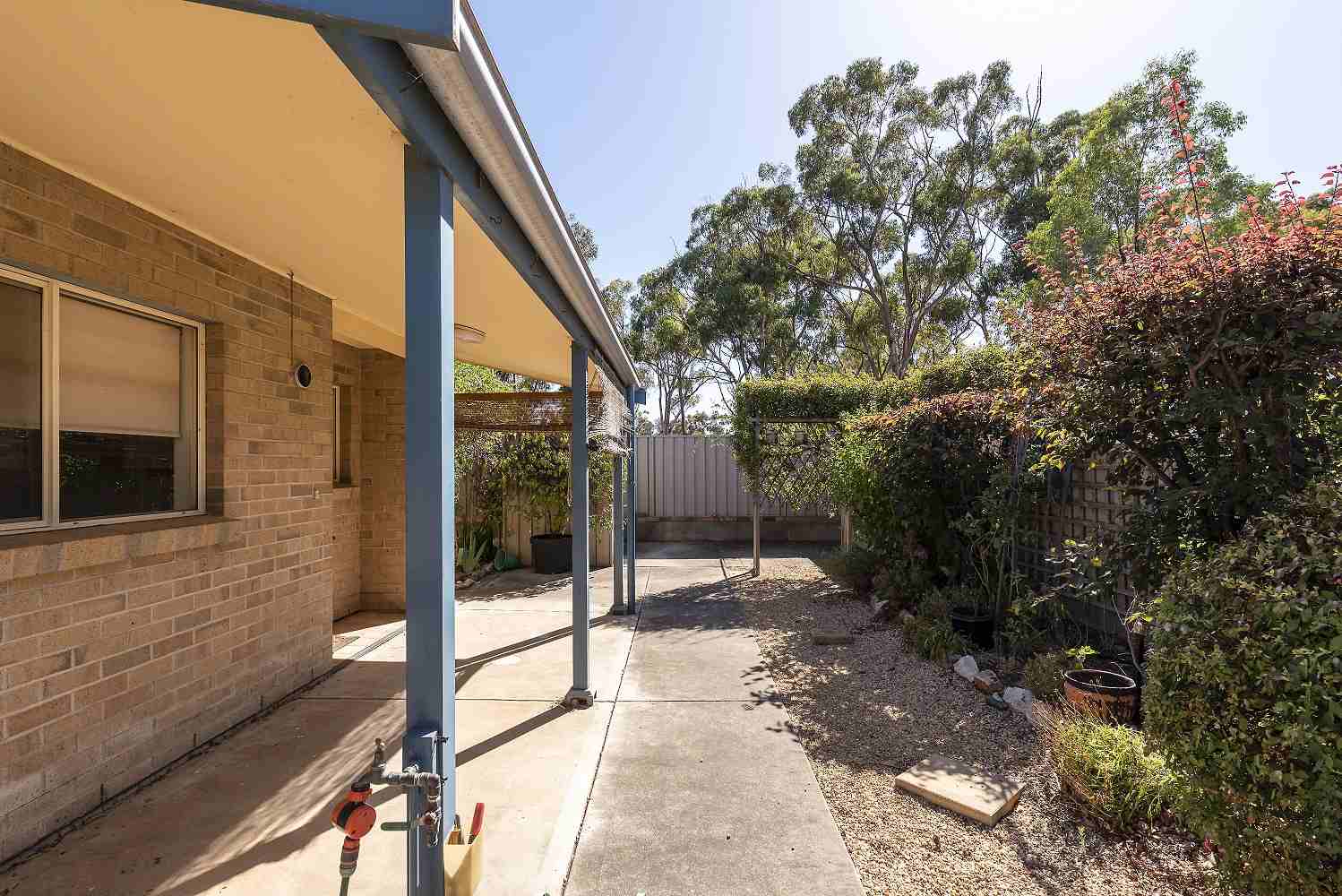 Large Two Bedroom Home - Easy Expressway Access