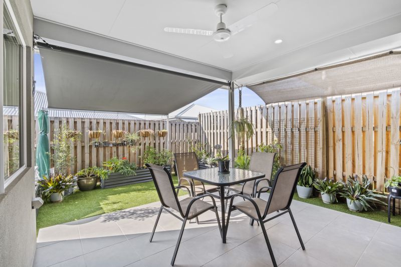 Stylish, Modern Home + Study