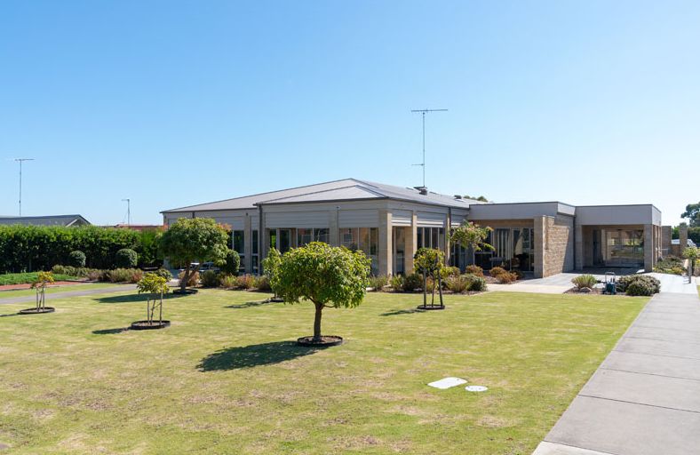 Enjoy a warm and welcoming atmosphere with services and facilities to compliment your choice of retirement living lifestyle.
