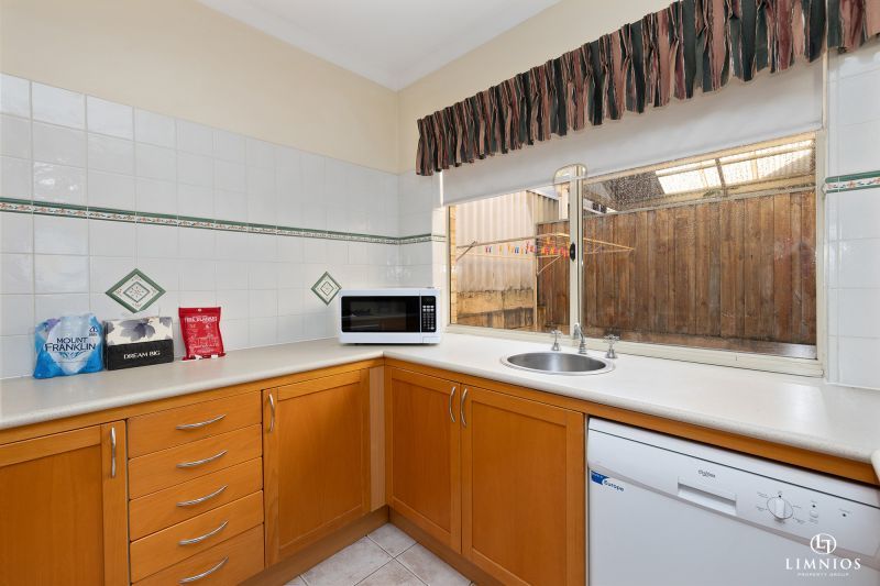 Top Of The Hill With City Views!