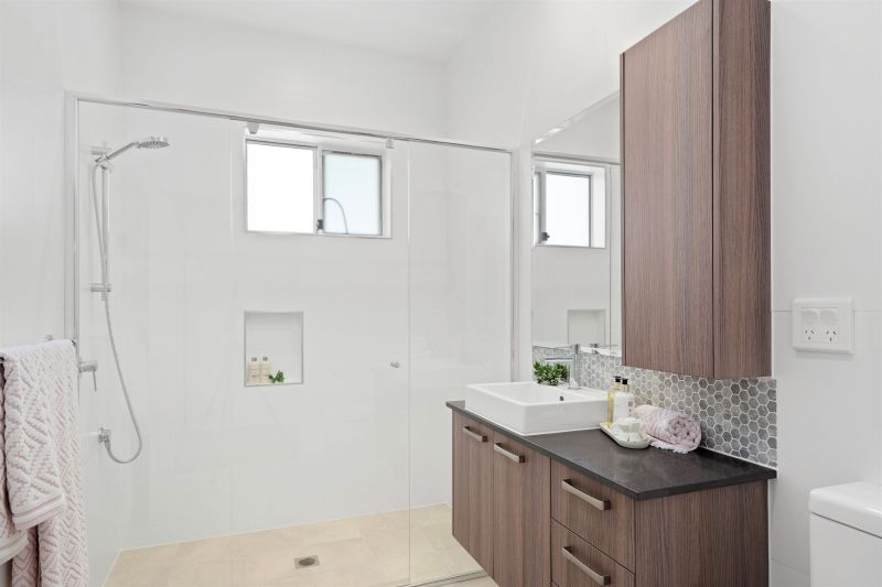 You will fall in love with both this spacious freestanding independent living villa and the lifestyle at Wood Glen Retirement Village.