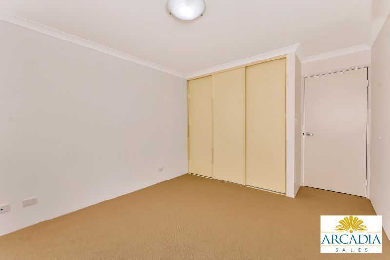 ARCADIA WATERS MADDINGTON - 2 Bedrooms and Stone Bench Tops