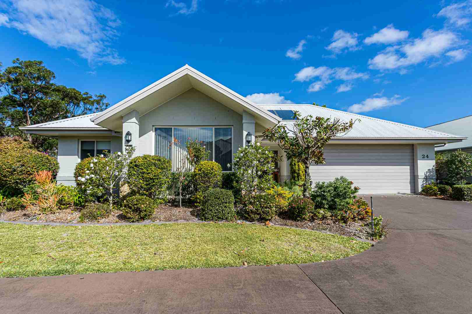 Cezanne C- by Palm Lake Resort Tea Gardens