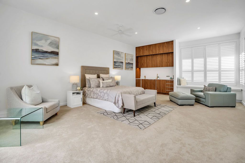 Luxury Living at Palm Lake Resort Pelican Waters