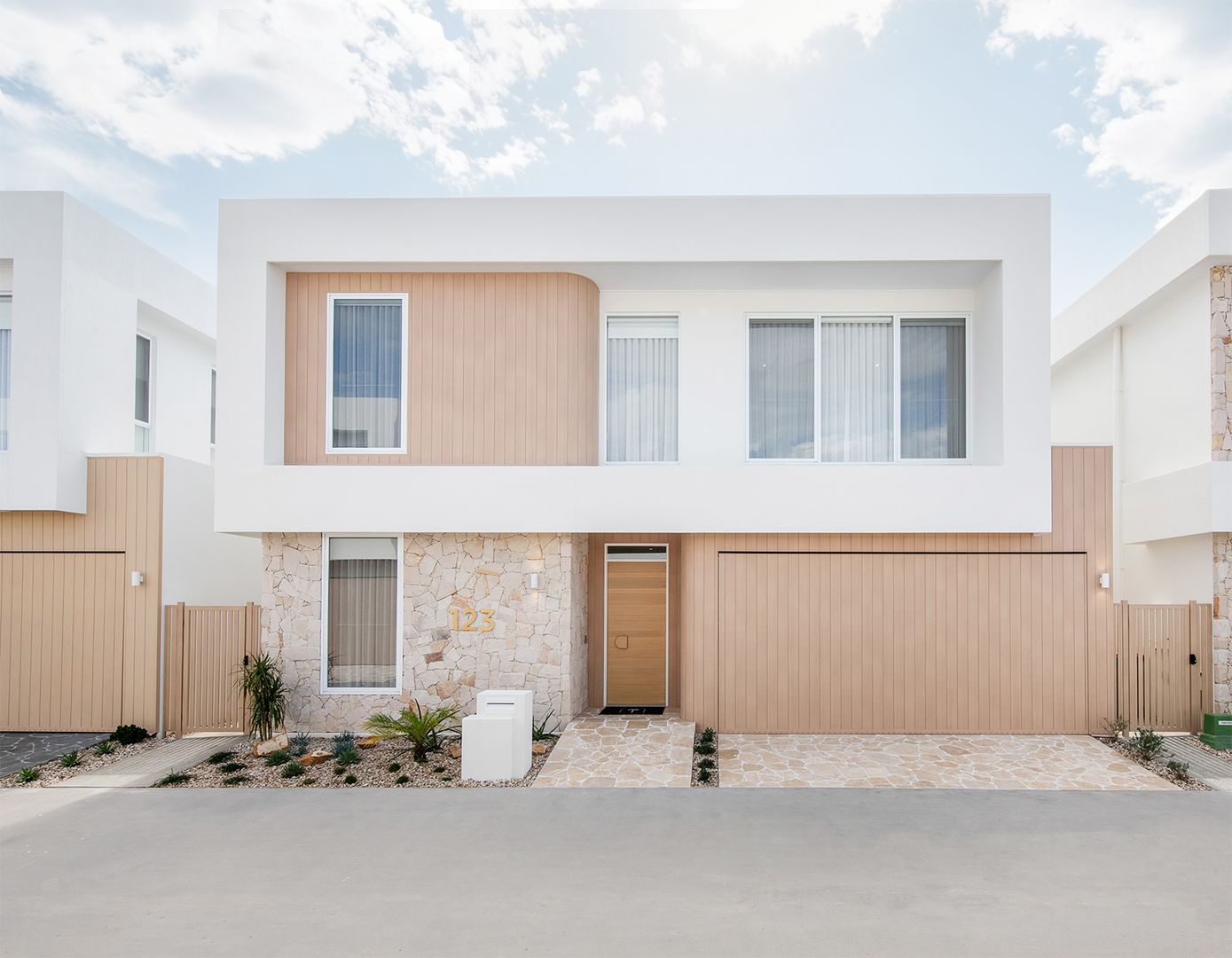 Avondale by Palm Lake Resort Pelican Waters