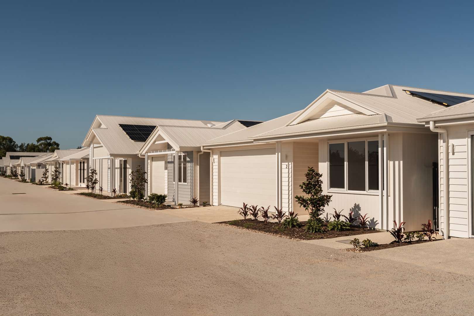 Connected to coast, nature and convenience. Live moments from Moreton Bay's waterfront, surrounded by green open spaces and everything you need for effortless living