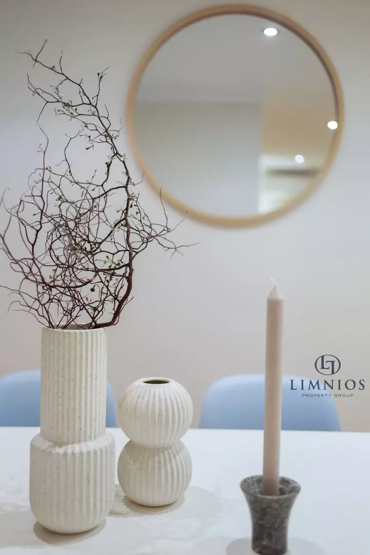 Premiere Location and Lifestyle!!