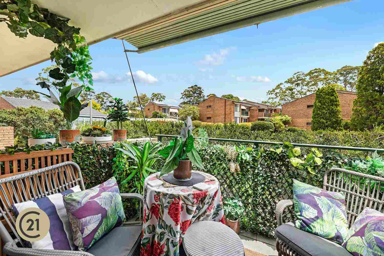 Bright & Airy One Bedroom Serviced Apartment