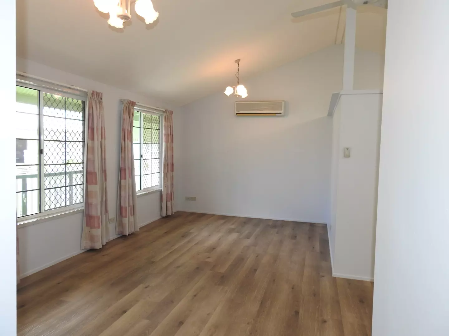 Great street appeal in Palm Lake Resort Bethania