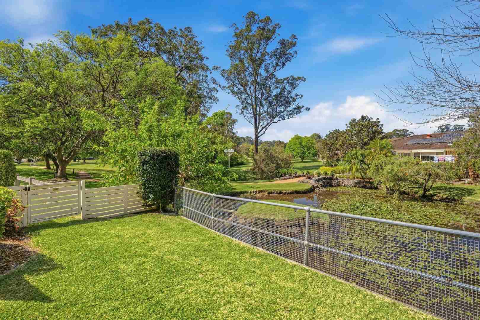 Spacious Creekside Sanctuary