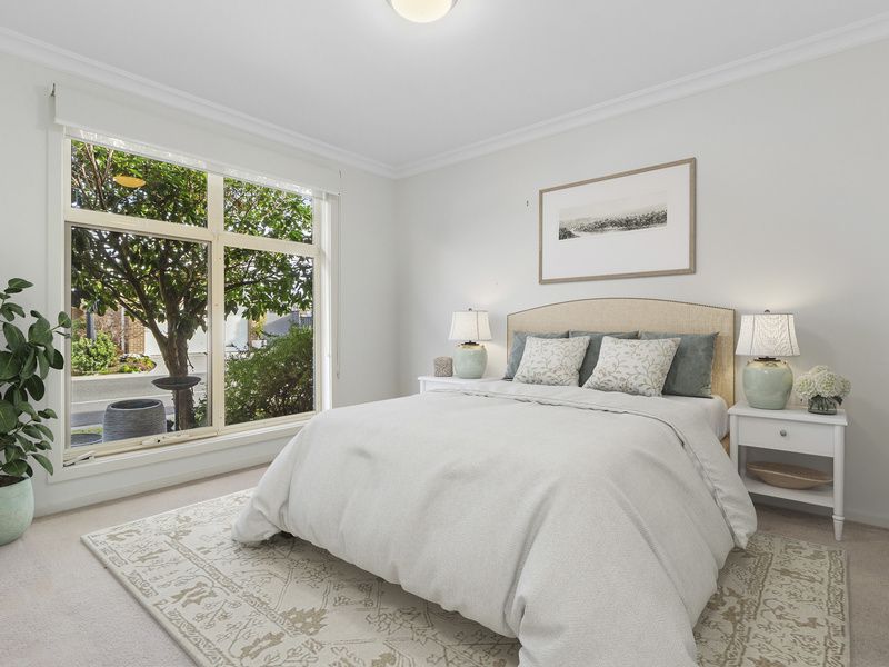 Stylish Villa with Private Alfresco Haven