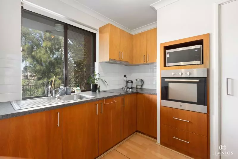 Tranquil Vistas! (Enter From 73 Herdsman Pde)